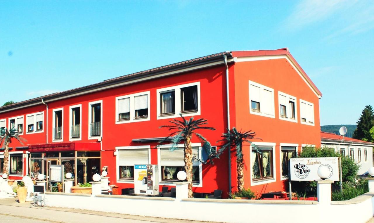 Gasthof Via Vita Treuchtlingen Bagian luar foto