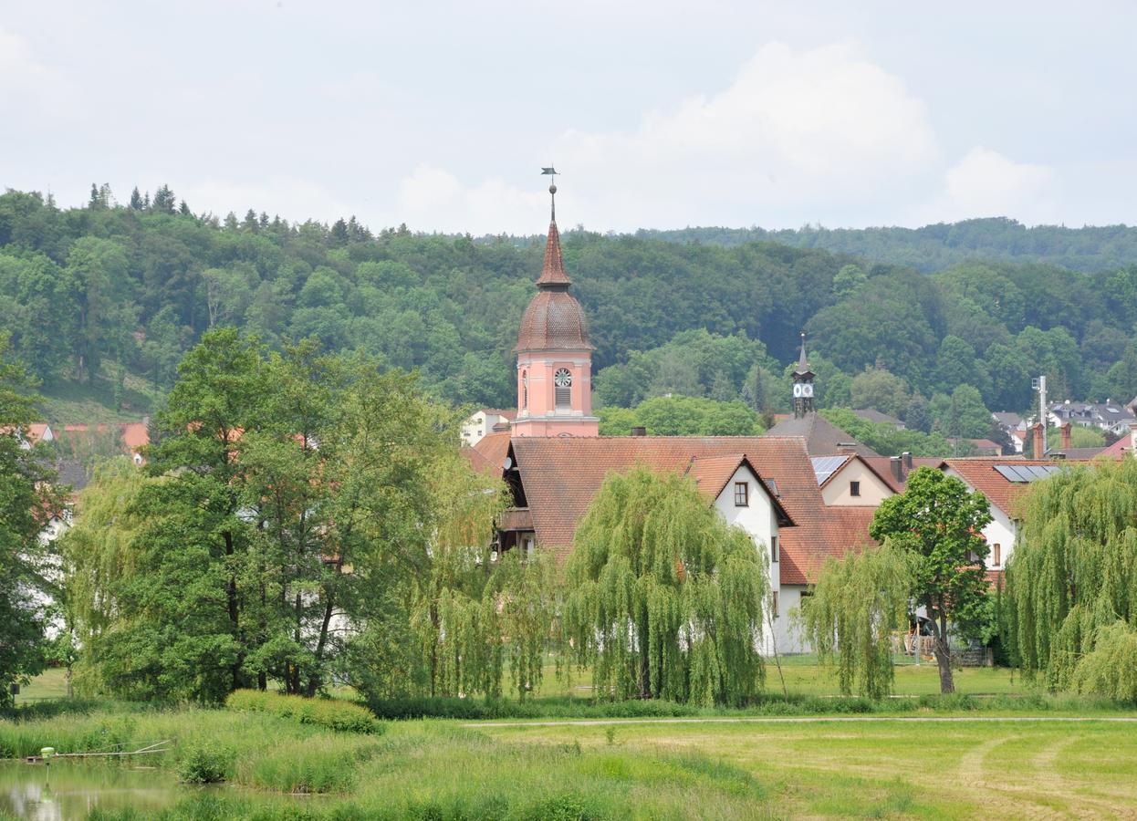 Gasthof Via Vita Treuchtlingen Bagian luar foto